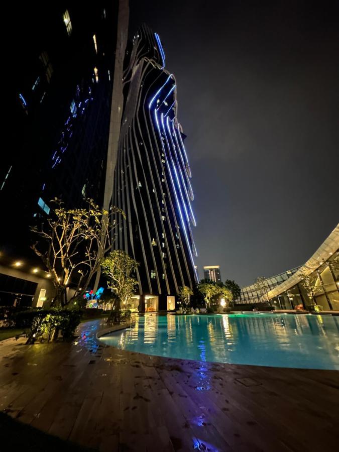 Arti Mont Kiara Aparthotel Kuala Lumpur Esterno foto