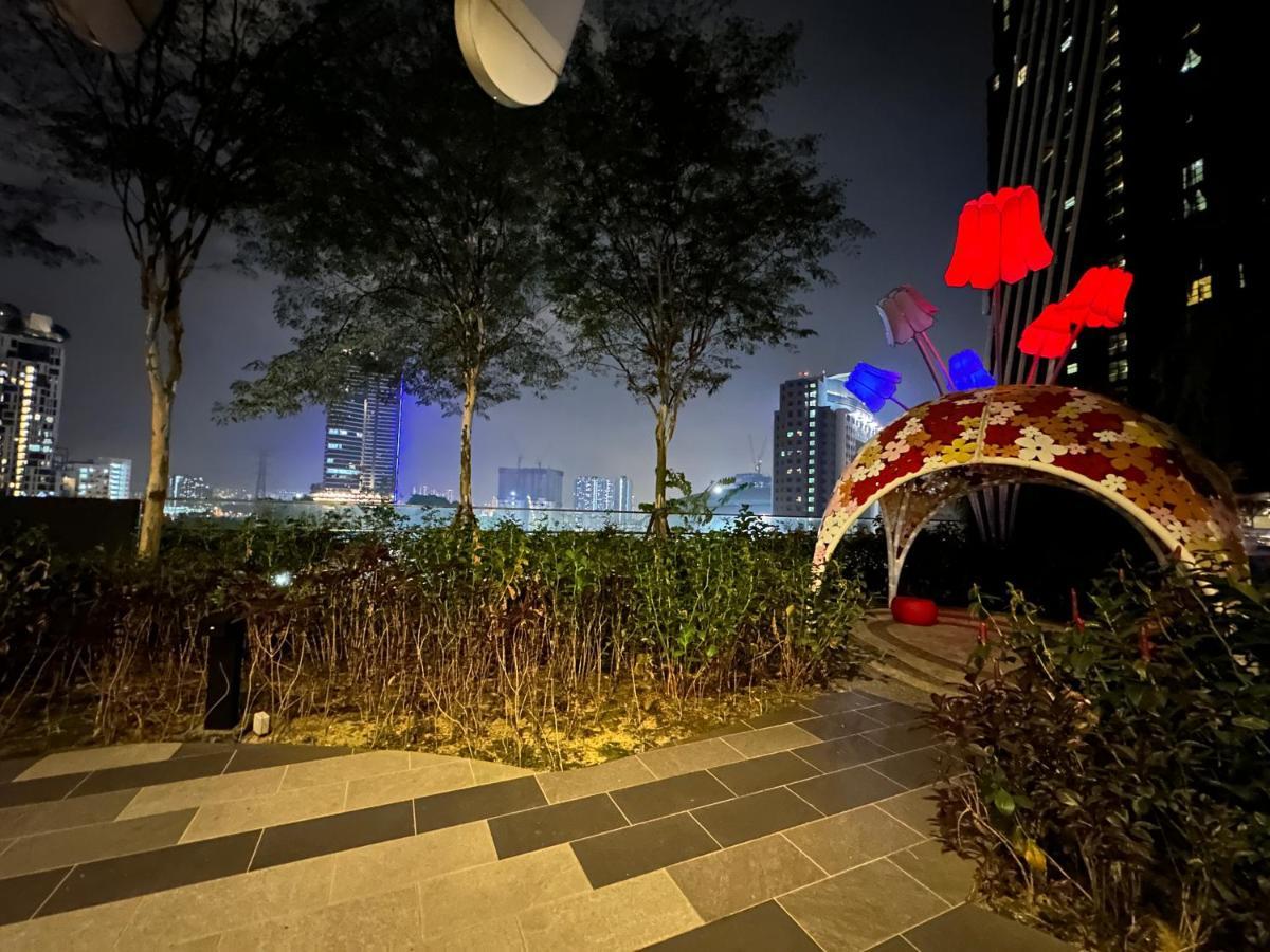 Arti Mont Kiara Aparthotel Kuala Lumpur Esterno foto